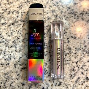 dm Beauty twin flames multichrome eye and face pigment